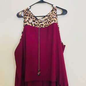 COLD SHOULDER MAROON TOP WITH NECKLACE